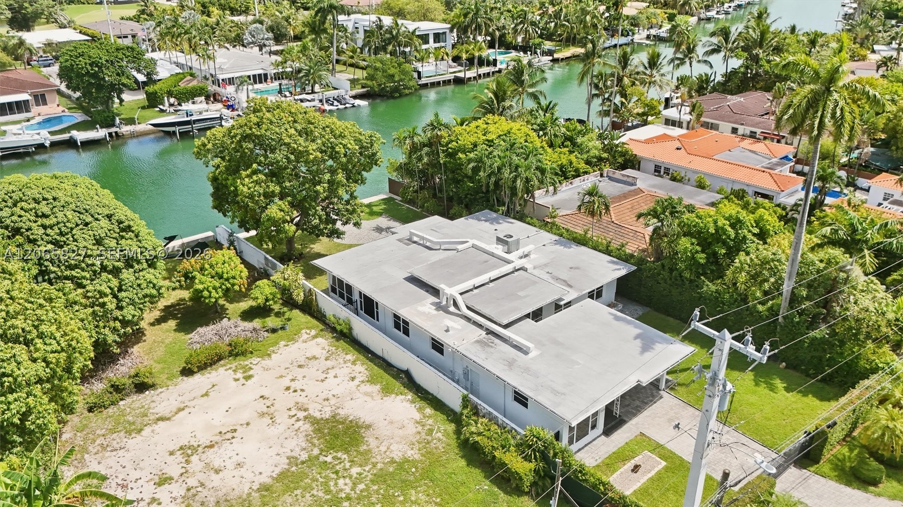 1525 Calais Dr, Miami Beach FL 33141
