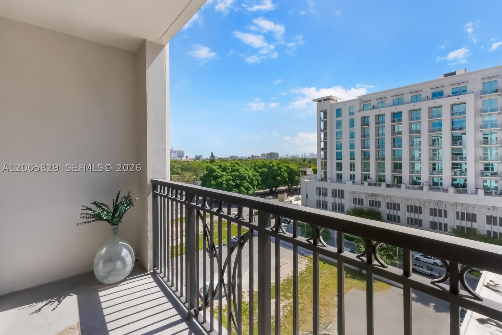 301 Altara Ave #630, Coral Gables FL 33146