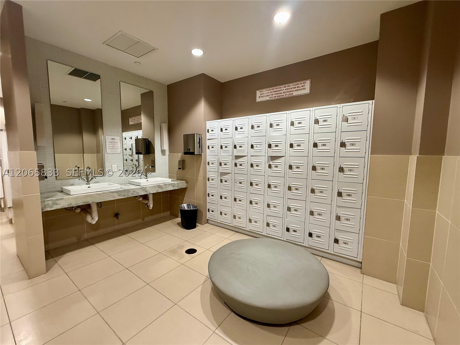 79 SW 12th St #1207-S, Miami FL 33130