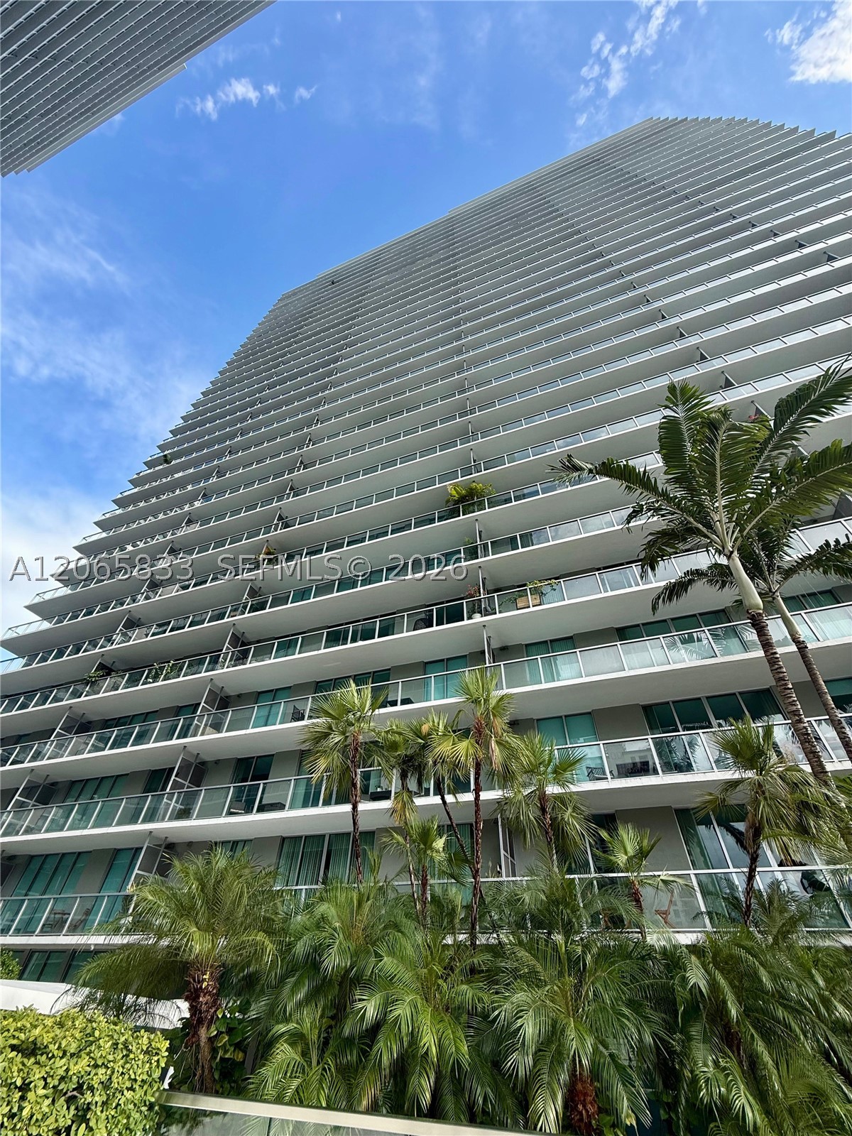79 SW 12th St #1207-S, Miami FL 33130