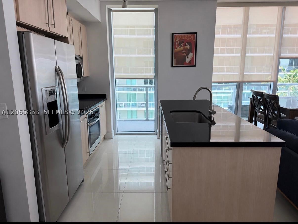 79 SW 12th St #1207-S, Miami FL 33130