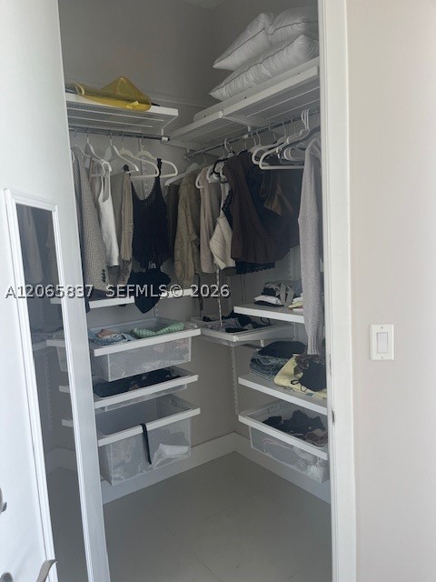 15901 Collins Ave #604, Sunny Isles Beach FL 33160