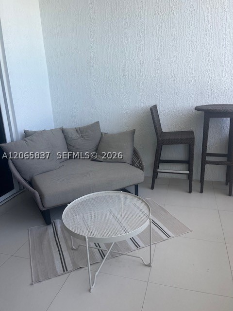 15901 Collins Ave #604, Sunny Isles Beach FL 33160