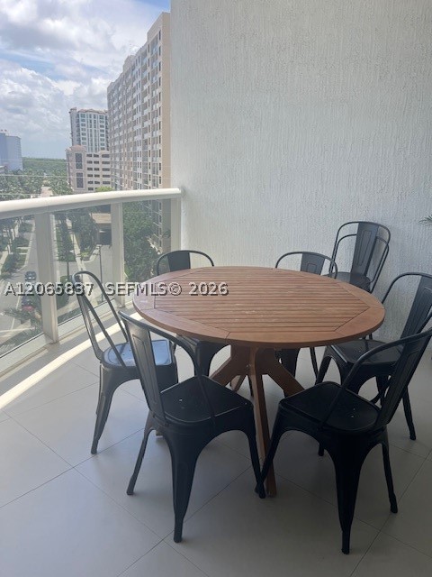 15901 Collins Ave #604, Sunny Isles Beach FL 33160