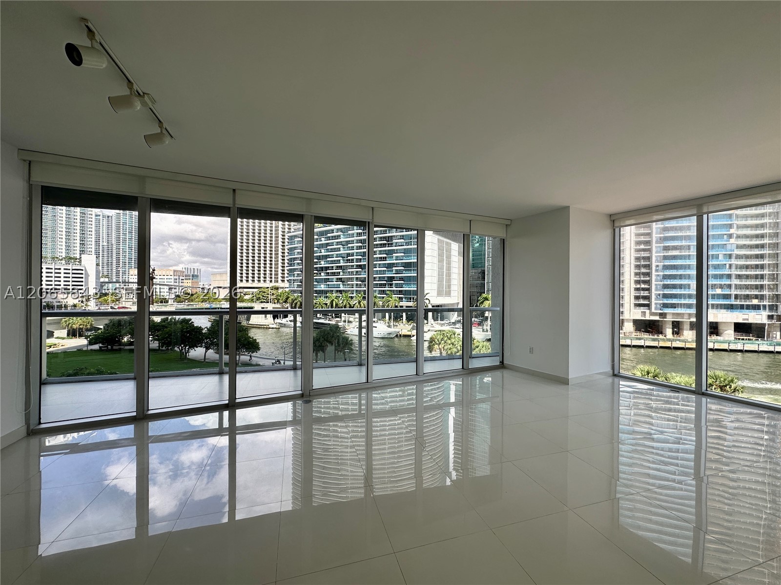 465 BRICKELL AV #502, Miami FL 33131