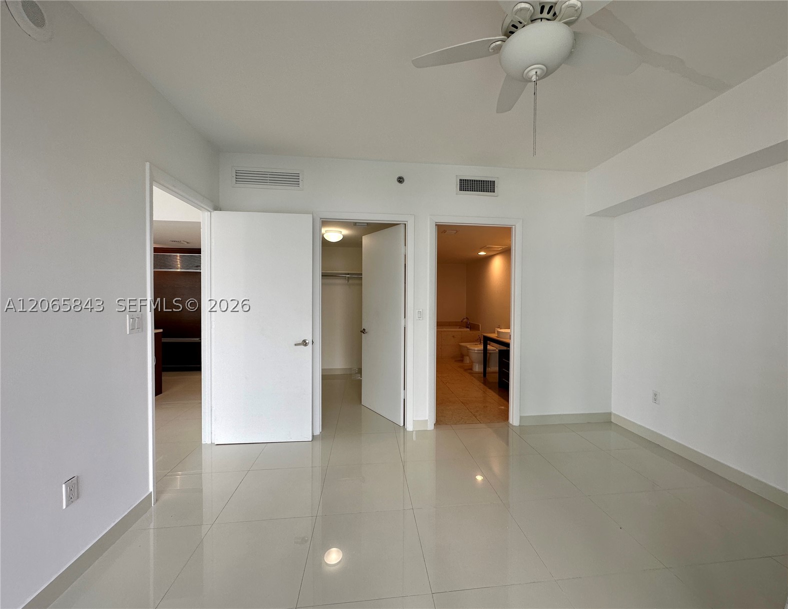 465 BRICKELL AV #502, Miami FL 33131