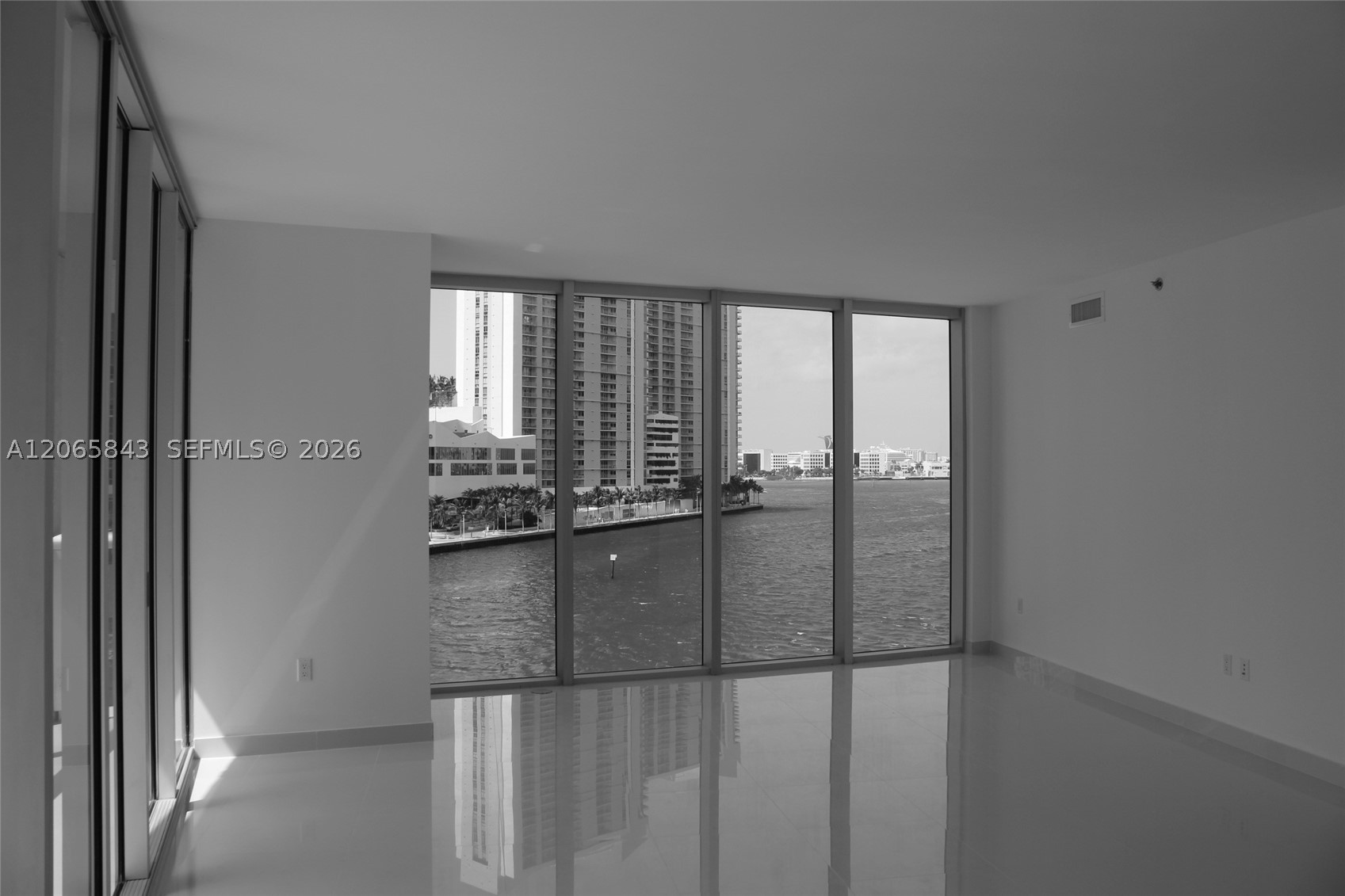 465 BRICKELL AV #502, Miami FL 33131