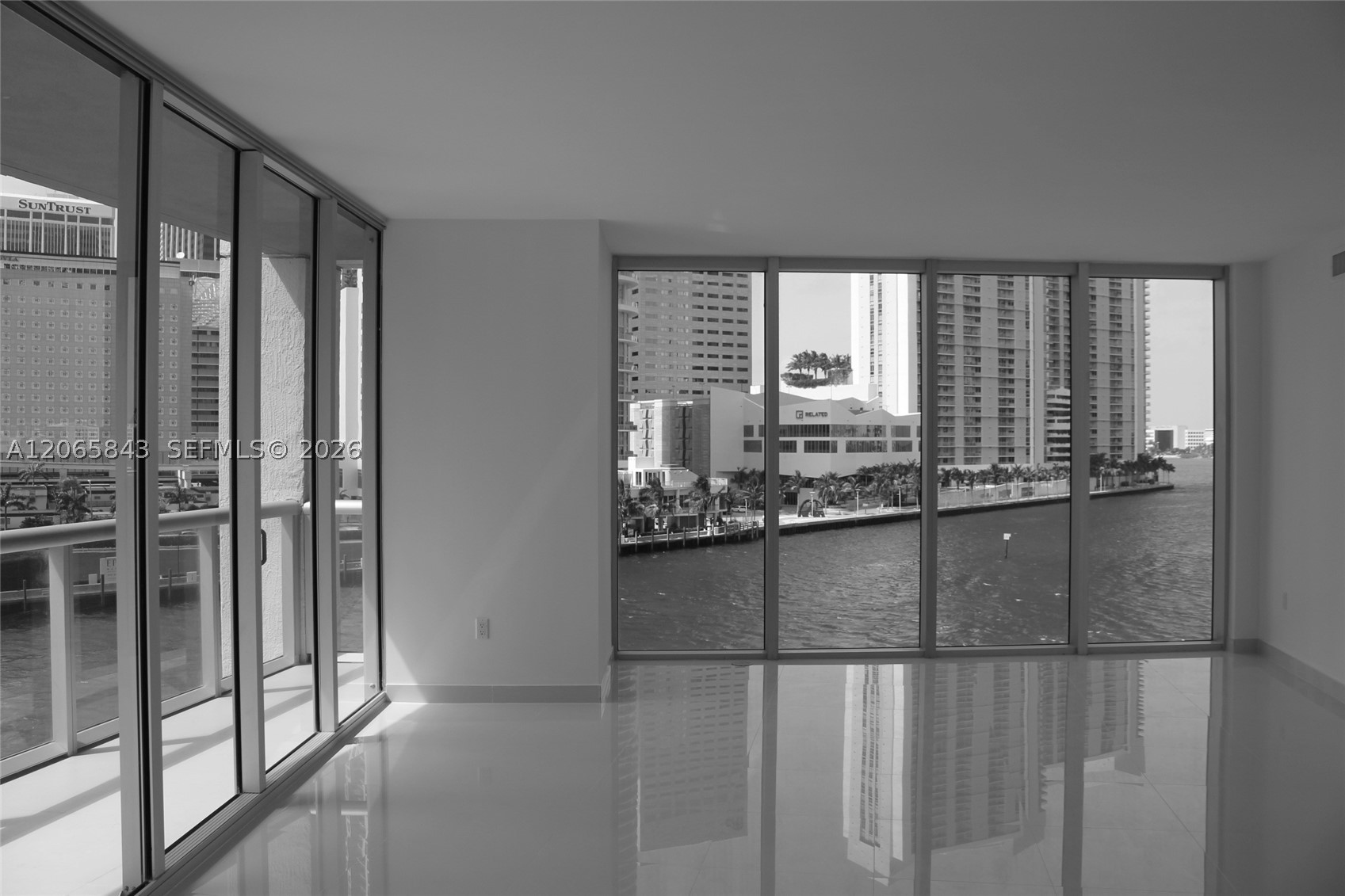 465 BRICKELL AV #502, Miami FL 33131