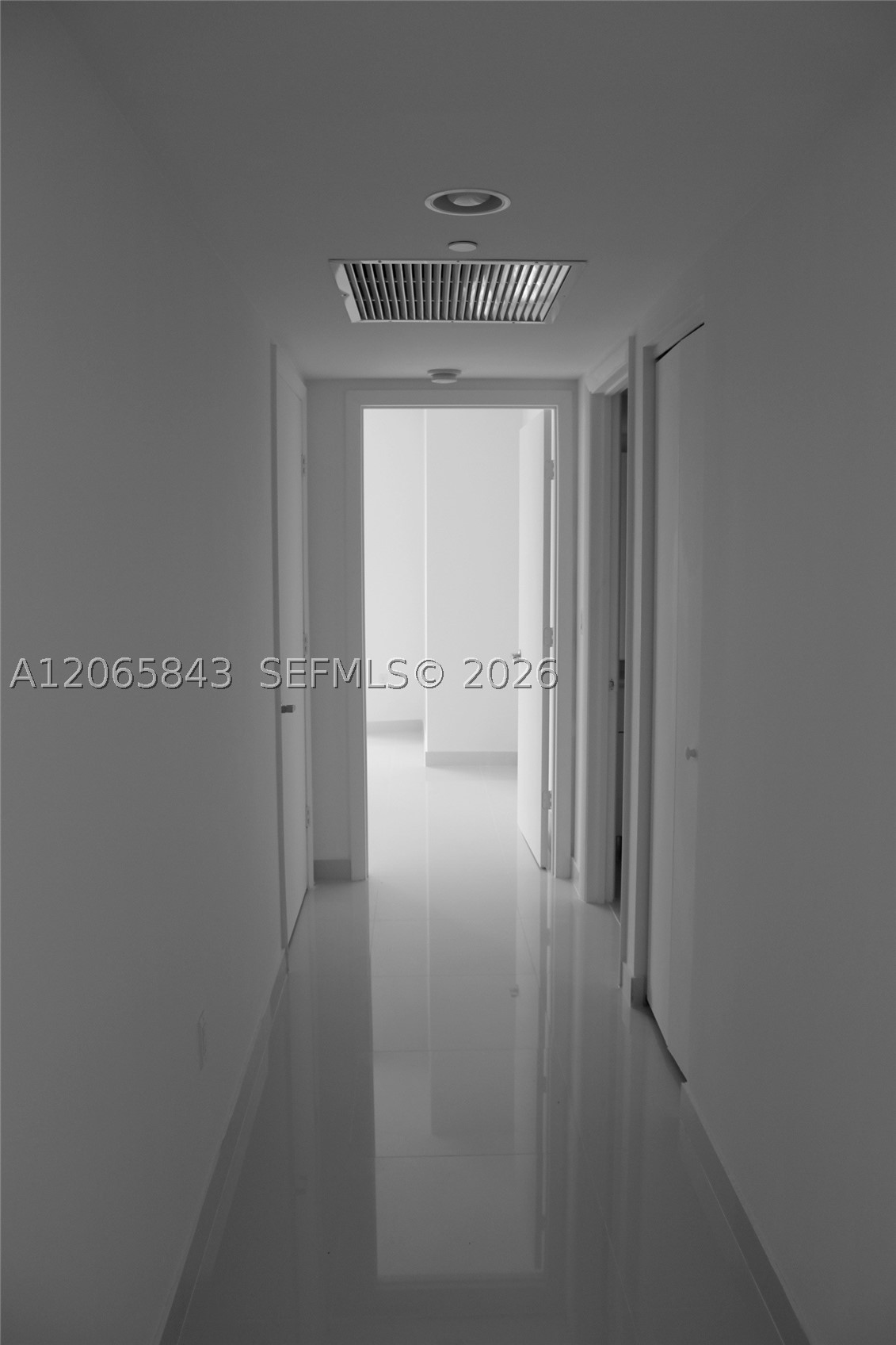 465 BRICKELL AV #502, Miami FL 33131