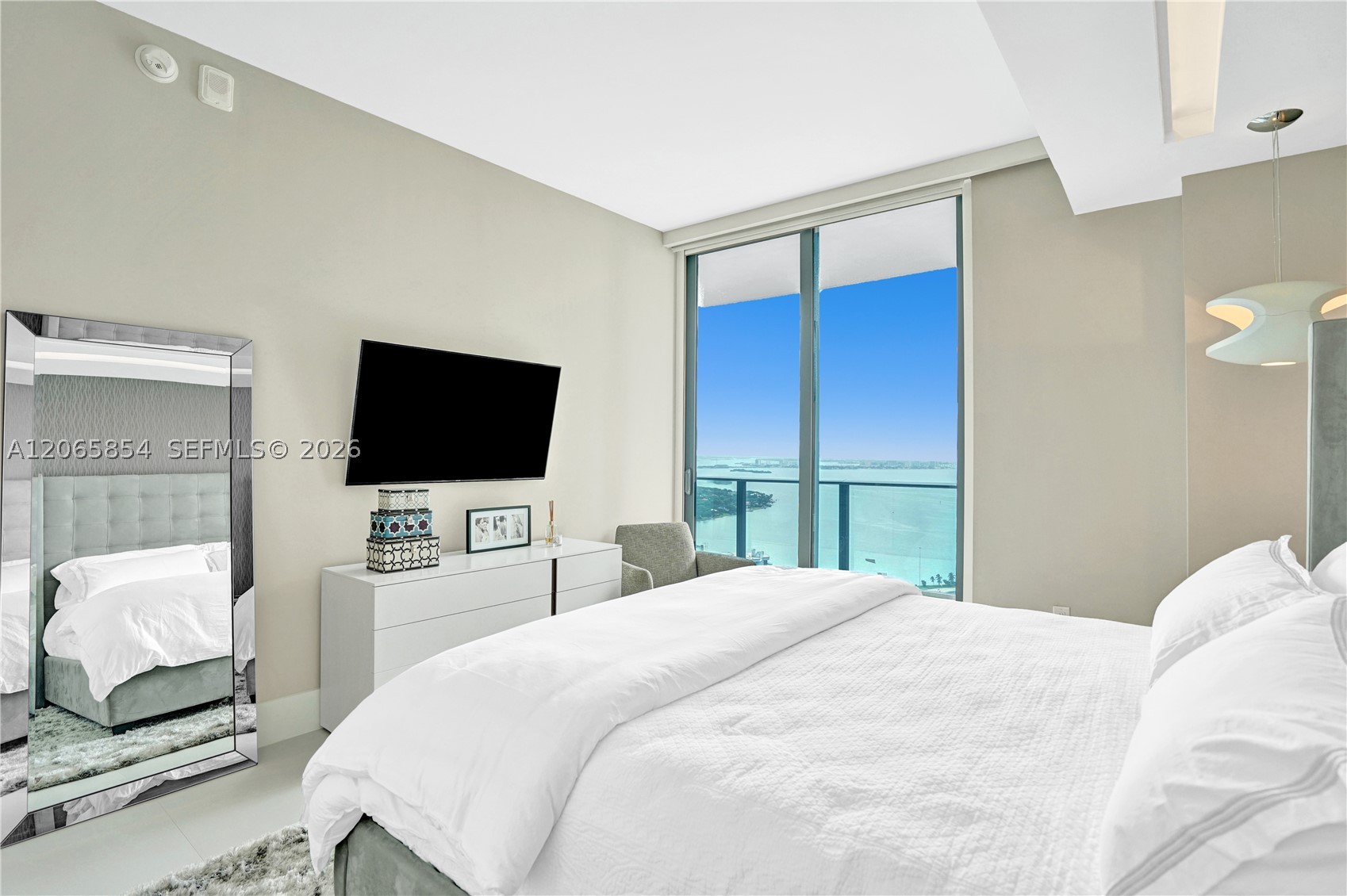 501 NE 31st St #PH4102, Miami FL 33137