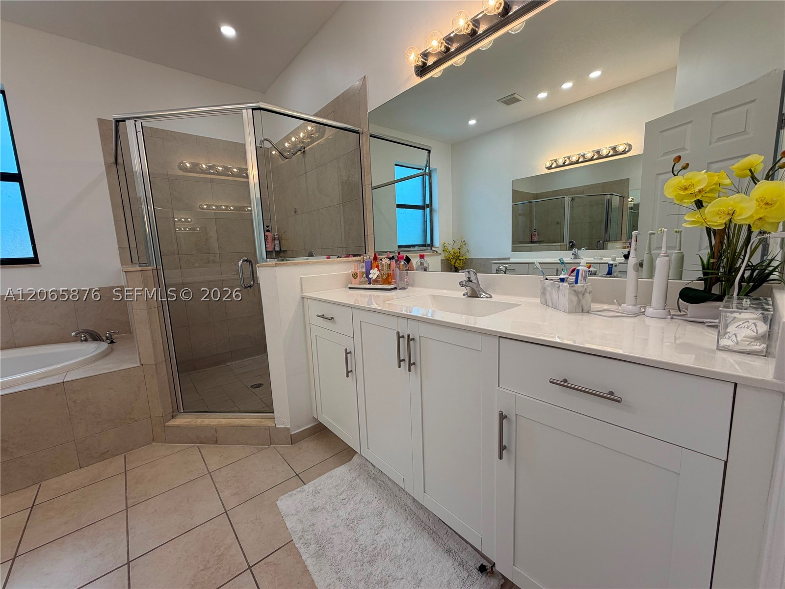 3555 W 106th St, Hialeah FL 33018