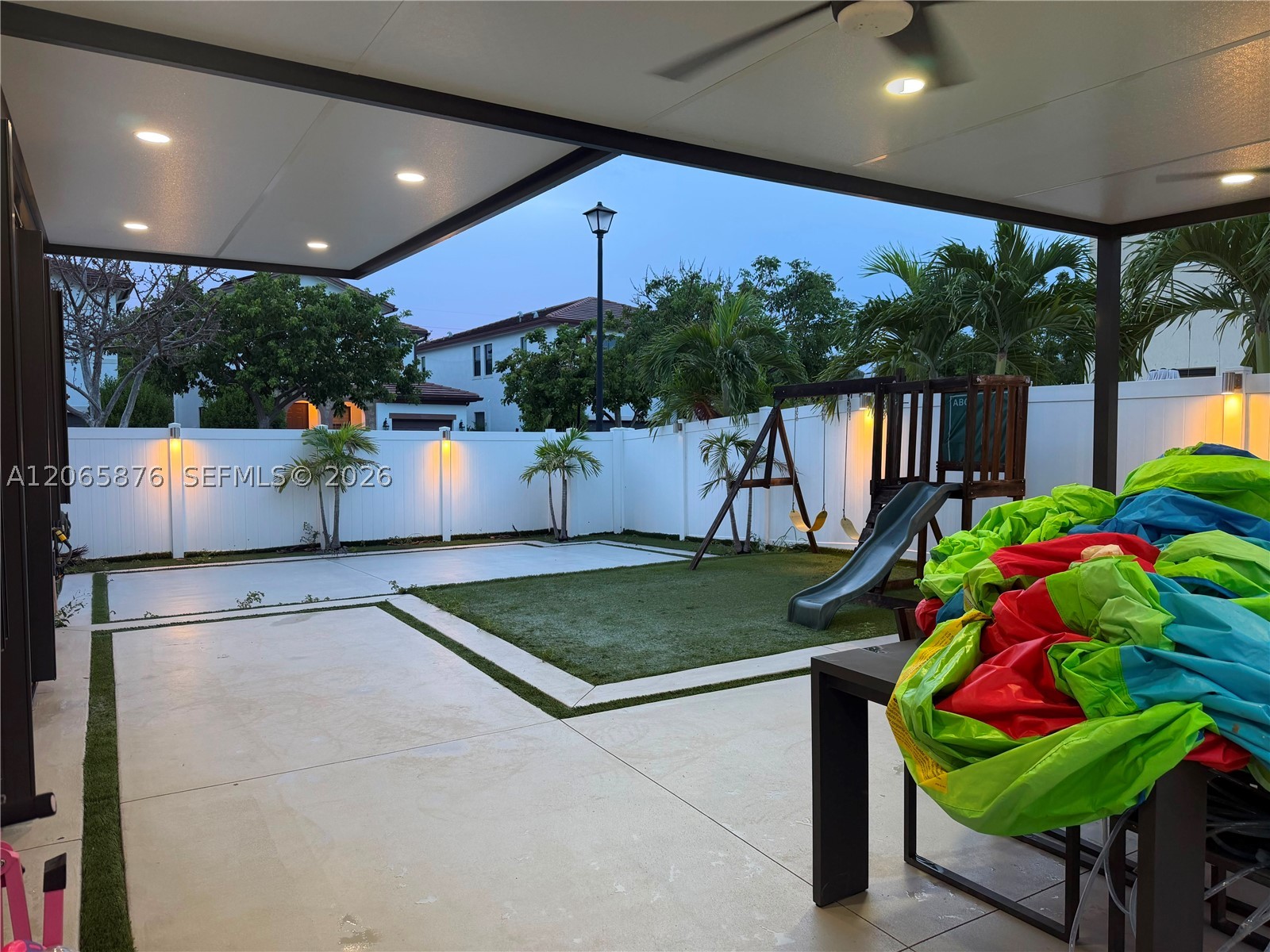 3555 W 106th St, Hialeah FL 33018