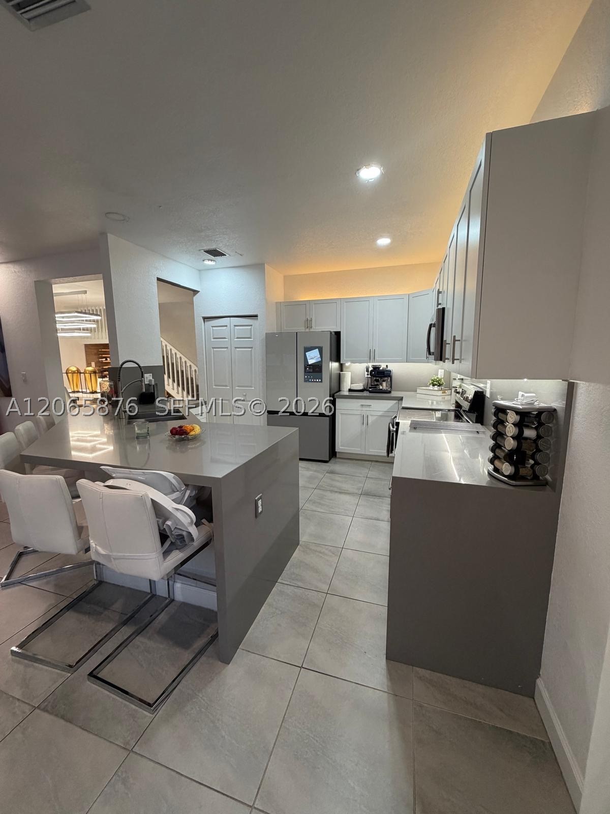 3555 W 106th St, Hialeah FL 33018