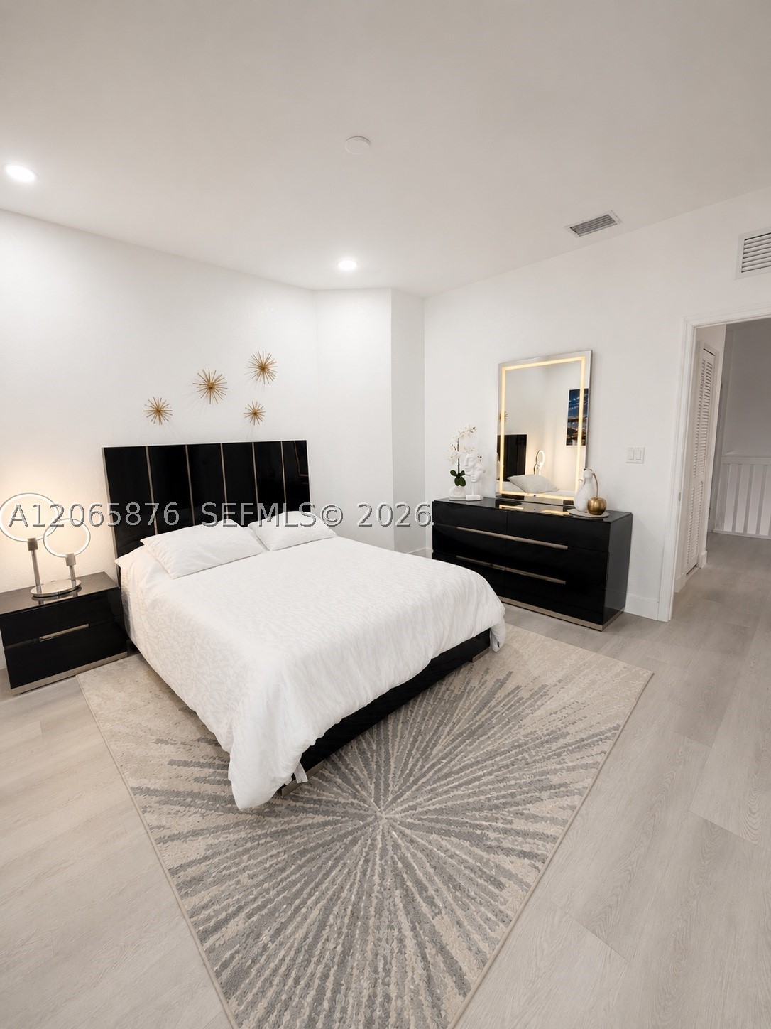 3555 W 106th St, Hialeah FL 33018
