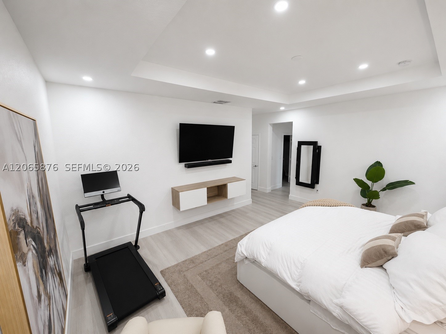 3555 W 106th St, Hialeah FL 33018