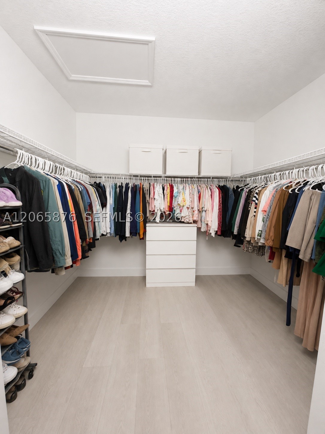 3555 W 106th St, Hialeah FL 33018