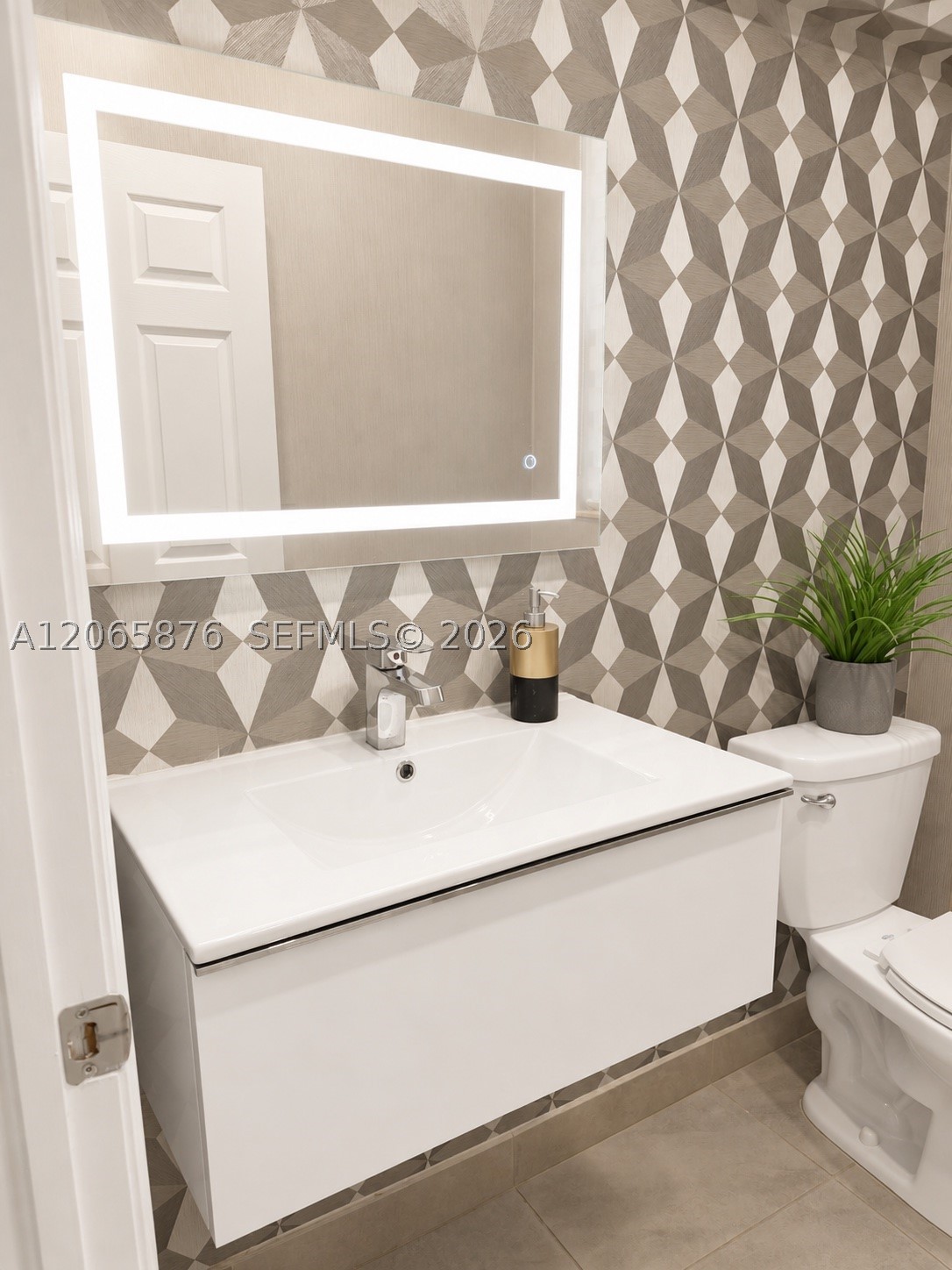 3555 W 106th St, Hialeah FL 33018