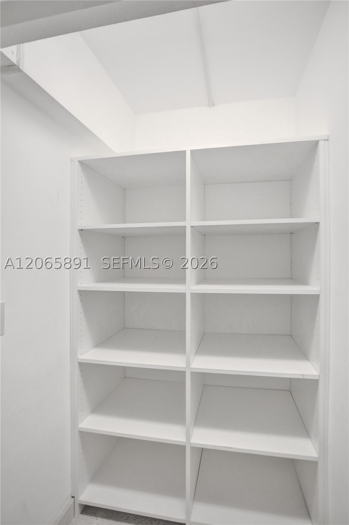 286 Bal Bay Dr #2B, Bal Harbour FL 33154
