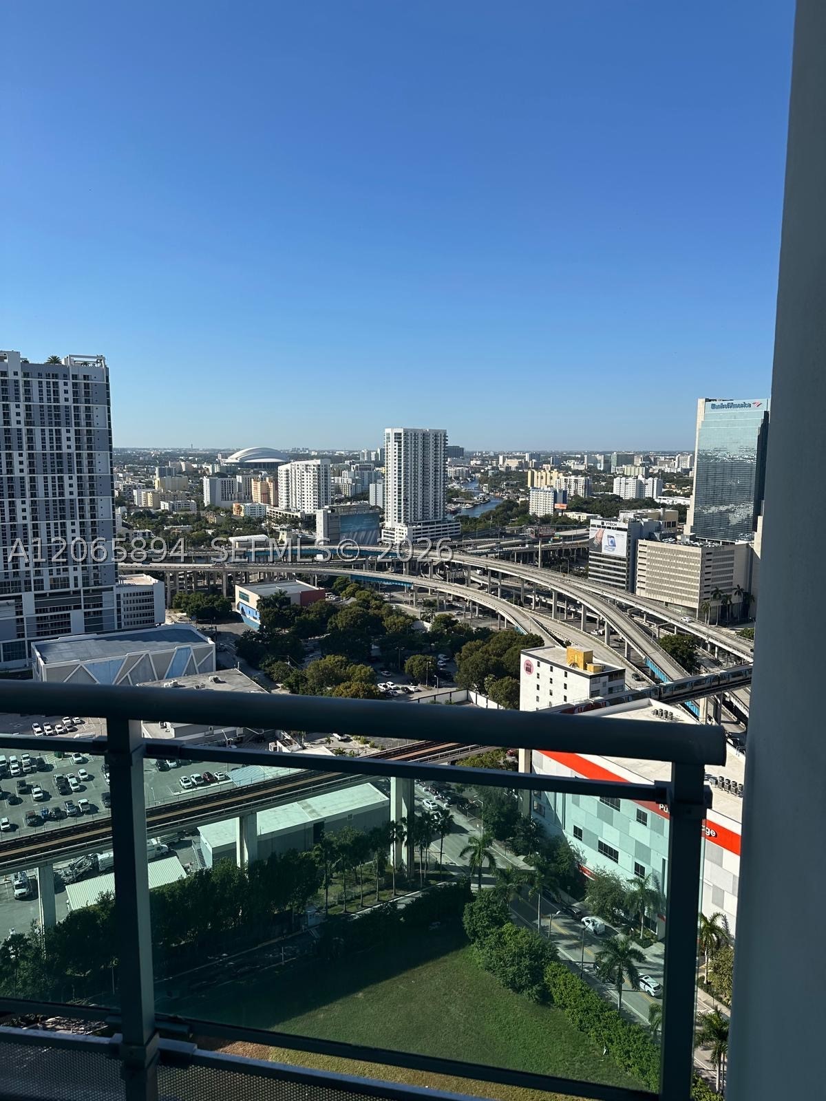 350 S Miami Ave #2913, Miami FL 33130