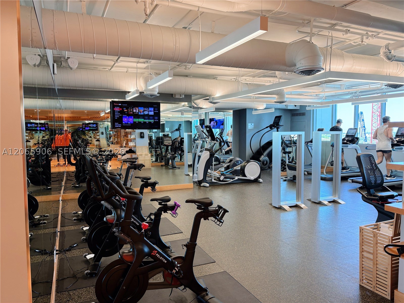 900 Biscayne Blvd #4410, Miami FL 33132