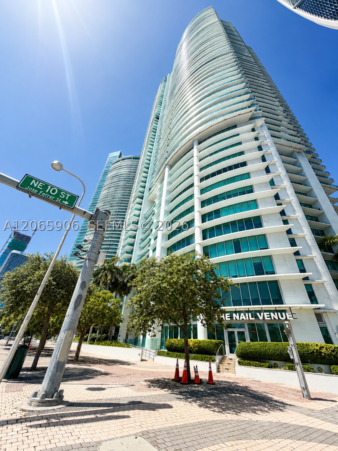 900 Biscayne Blvd #4410, Miami FL 33132
