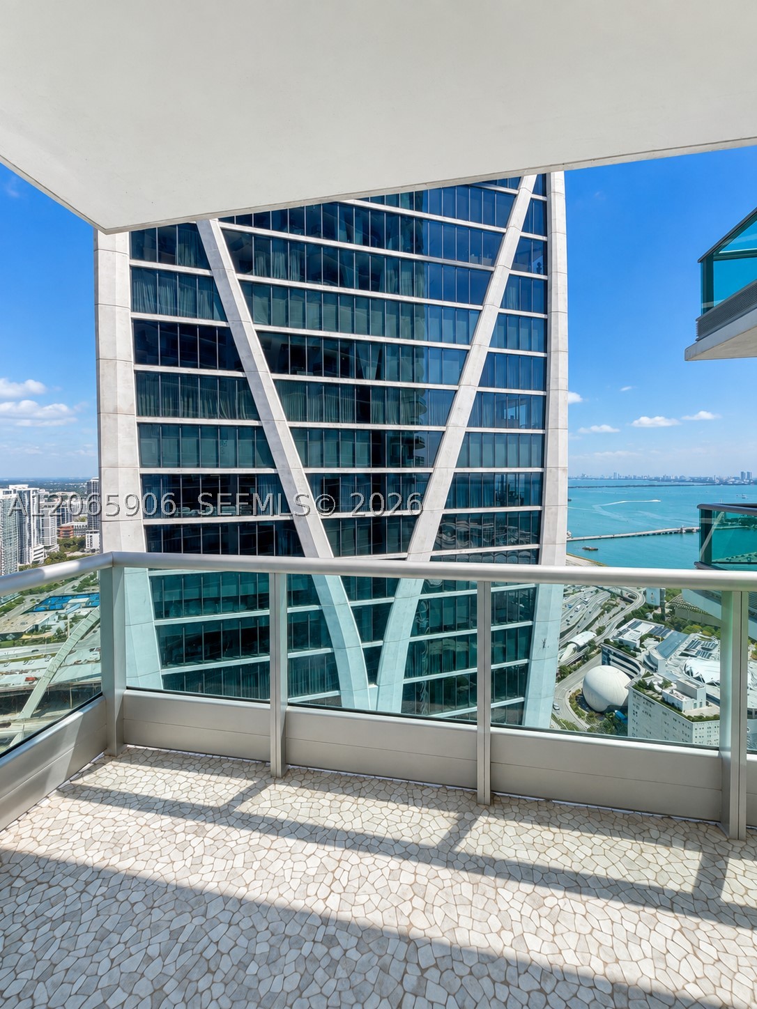 900 Biscayne Blvd #4410, Miami FL 33132