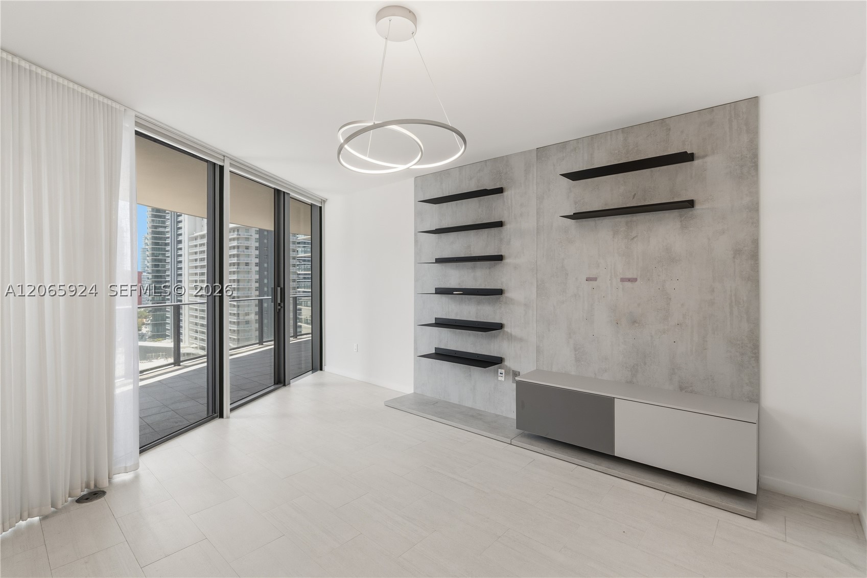1000 Brickell Plz #1902, Miami FL 33131
