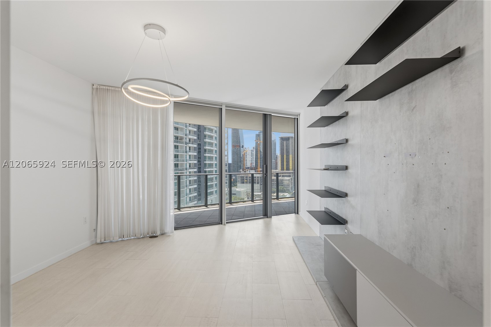 1000 Brickell Plz #1902, Miami FL 33131