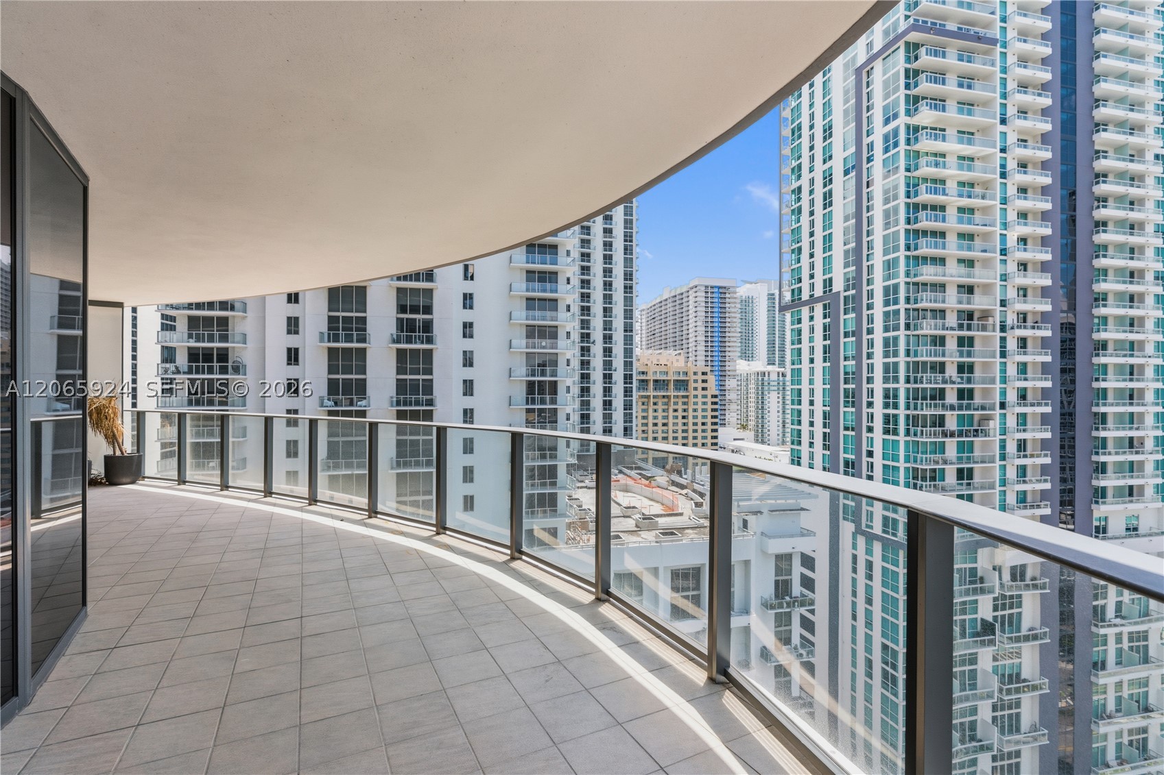 1000 Brickell Plz #1902, Miami FL 33131