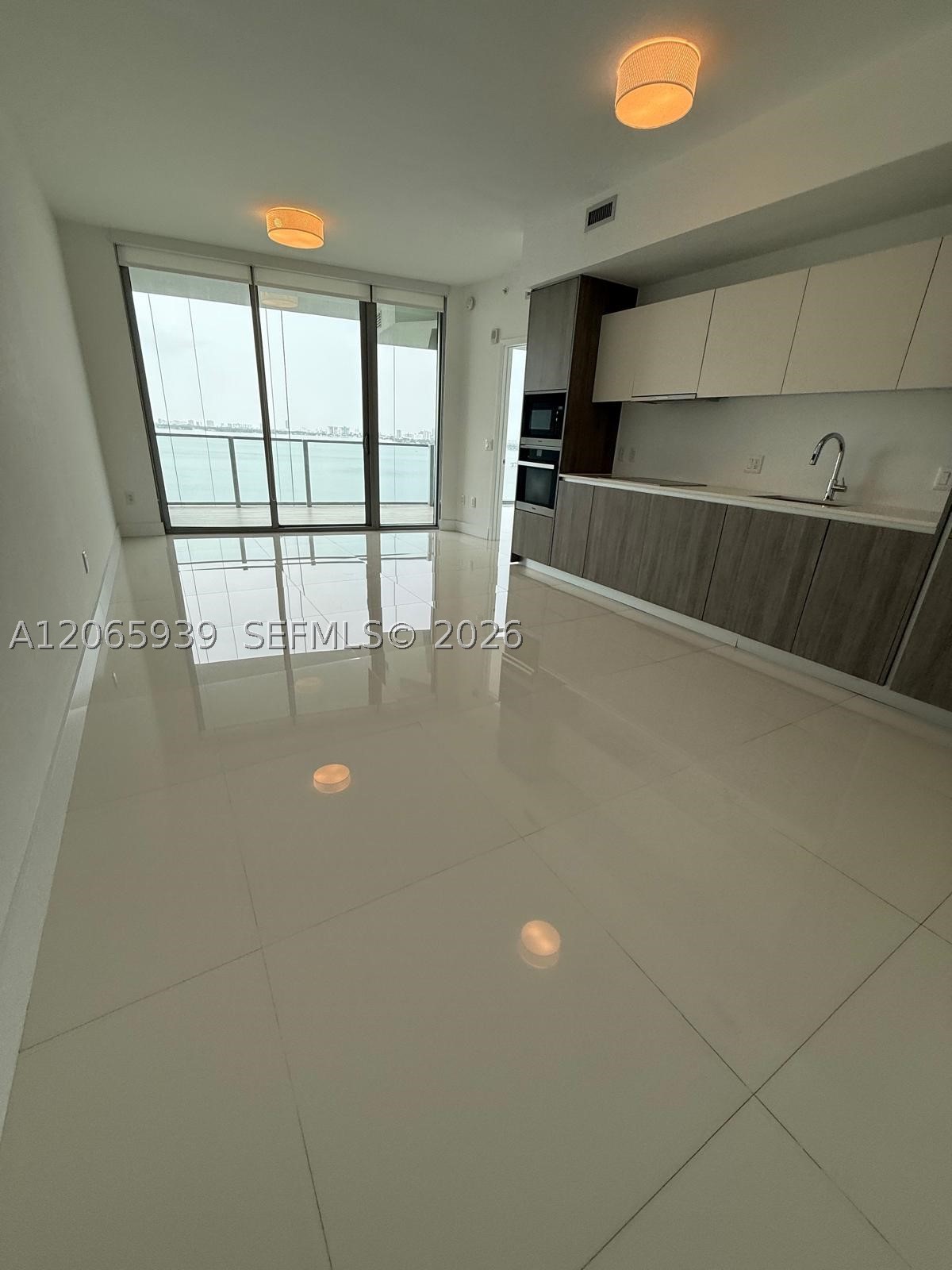 2900 NE 7th Ave #1606, Miami FL 33137