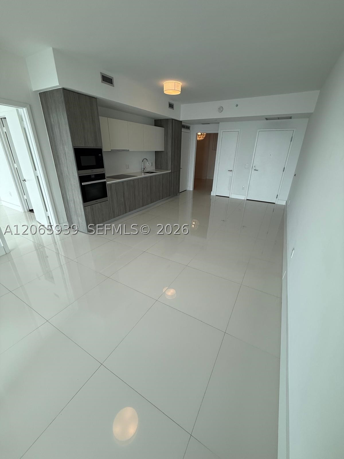 2900 NE 7th Ave #1606, Miami FL 33137