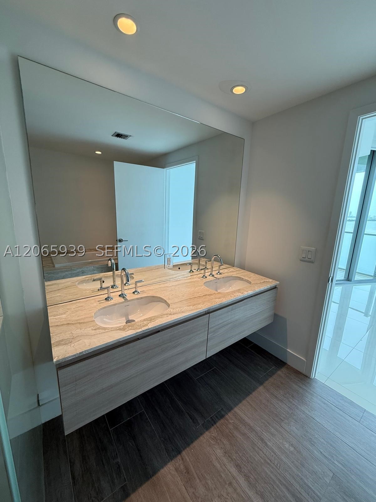 2900 NE 7th Ave #1606, Miami FL 33137