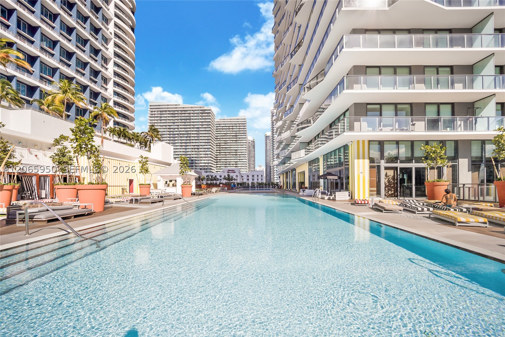 1300 S Miami Ave #1705, Miami FL 33130