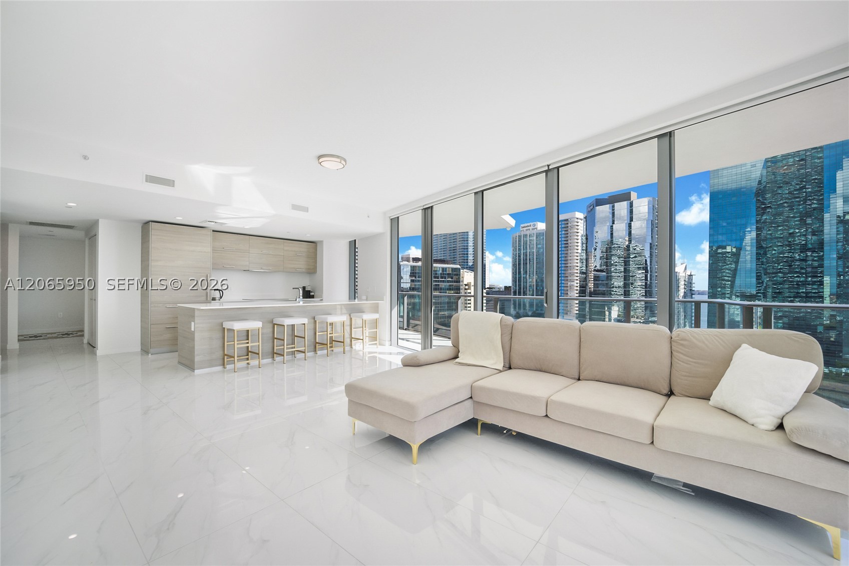 1300 S Miami Ave #1705, Miami FL 33130