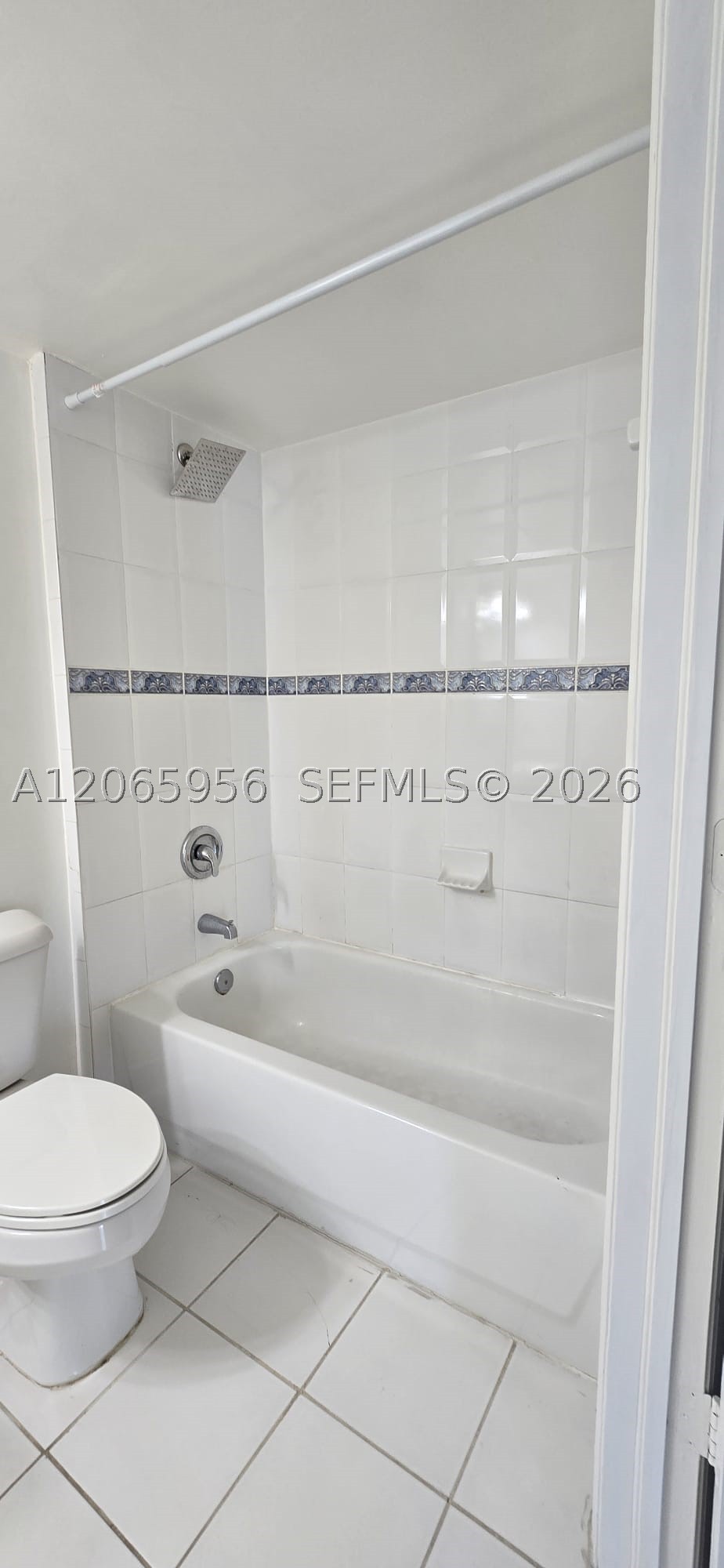 2415 NW 16th St Rd #315, Miami FL 33125