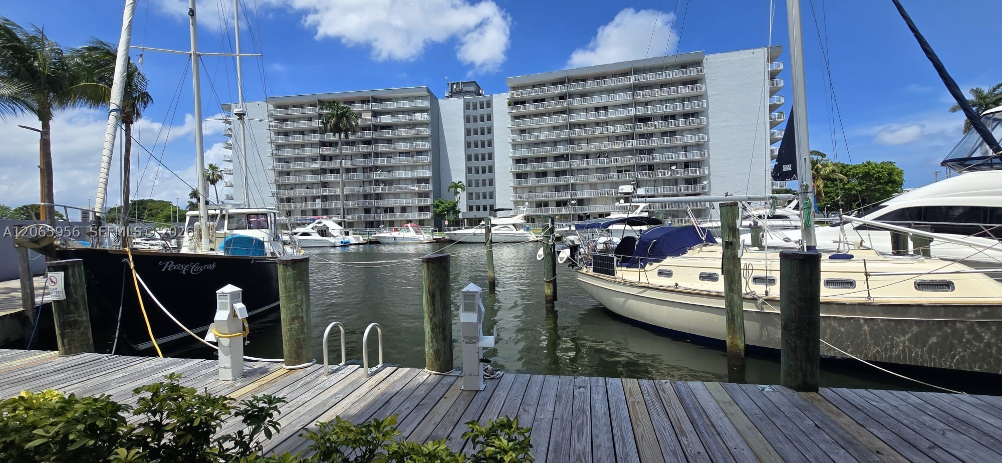 2415 NW 16th St Rd #315, Miami FL 33125