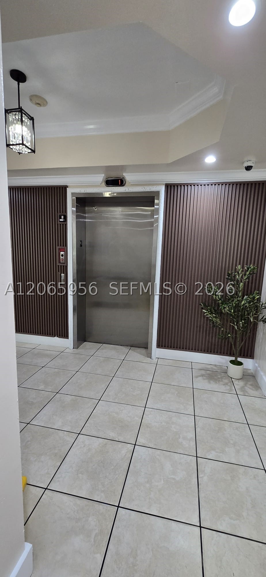 2415 NW 16th St Rd #315, Miami FL 33125