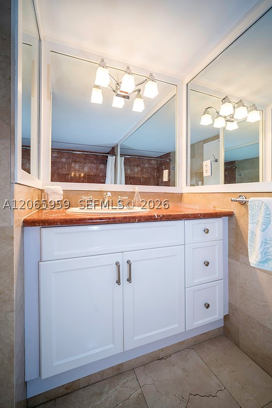 5161 Collins Ave #306, Miami Beach FL 33140
