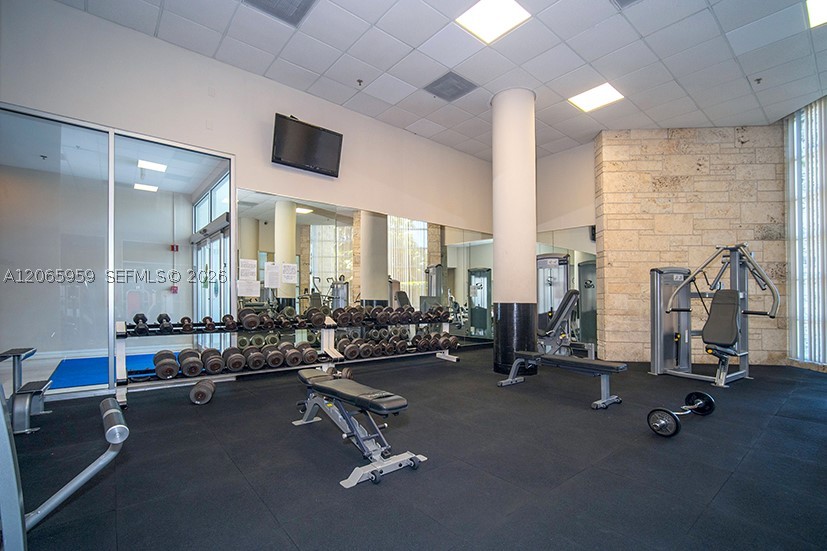 5161 Collins Ave #306, Miami Beach FL 33140