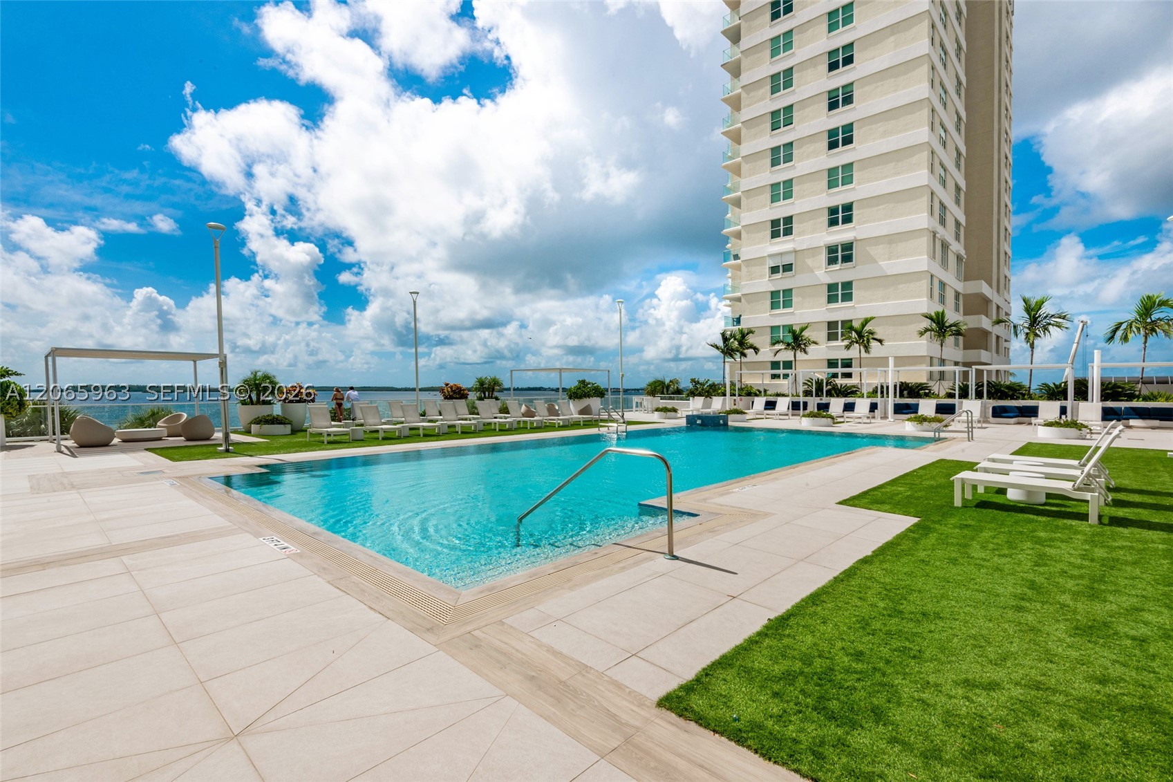 770 Claughton Island Dr #809, Miami FL 33131
