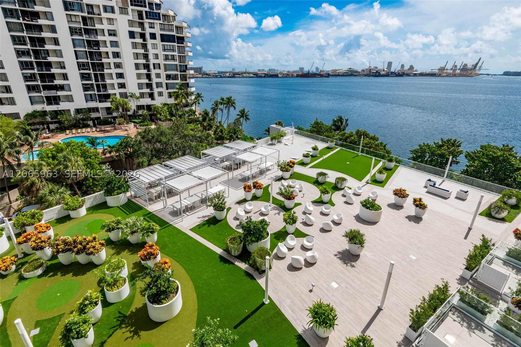 770 Claughton Island Dr #809, Miami FL 33131