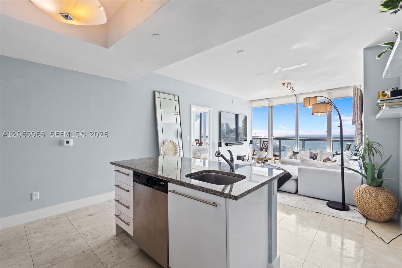 888 Biscayne Blvd #4203, Miami FL 33132