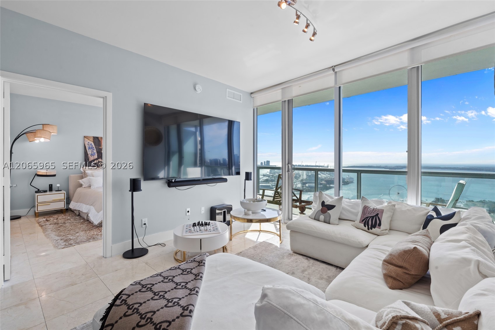 888 Biscayne Blvd #4203, Miami FL 33132