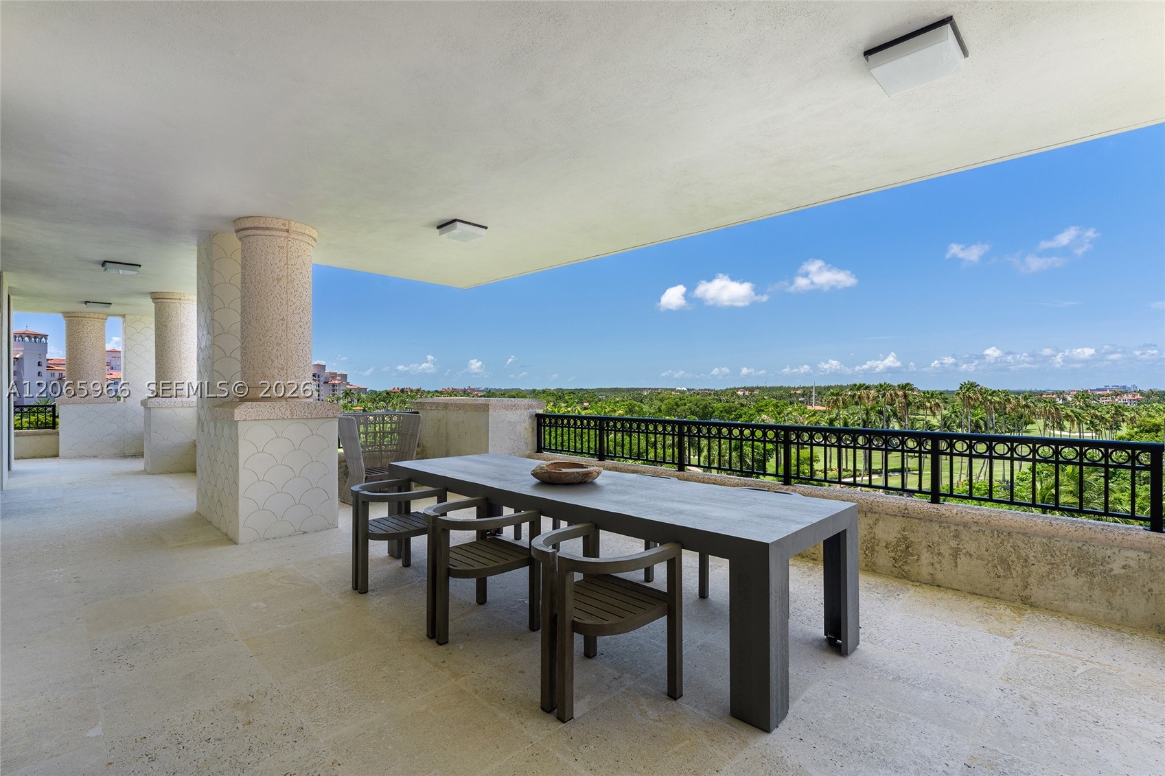 7061 Fisher Island Dr #7061, Miami Beach FL 33109