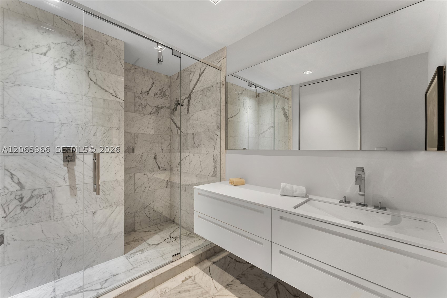 7061 Fisher Island Dr #7061, Miami Beach FL 33109