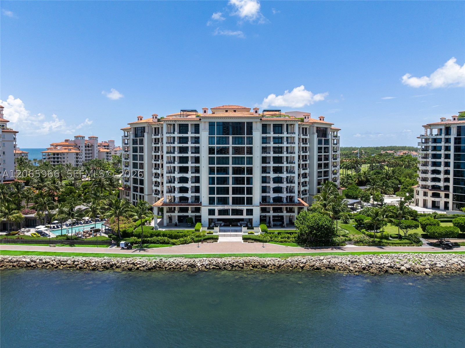 7061 Fisher Island Dr #7061, Miami Beach FL 33109