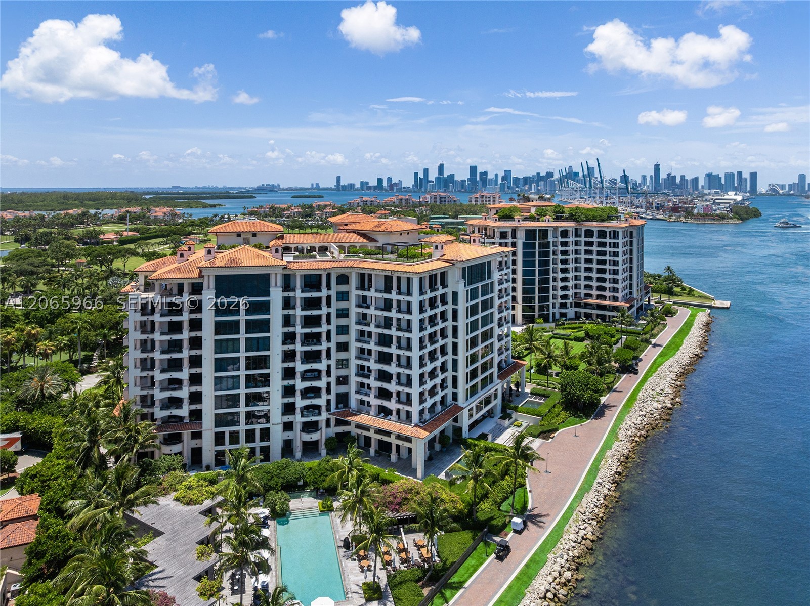 7061 Fisher Island Dr #7061, Miami Beach FL 33109