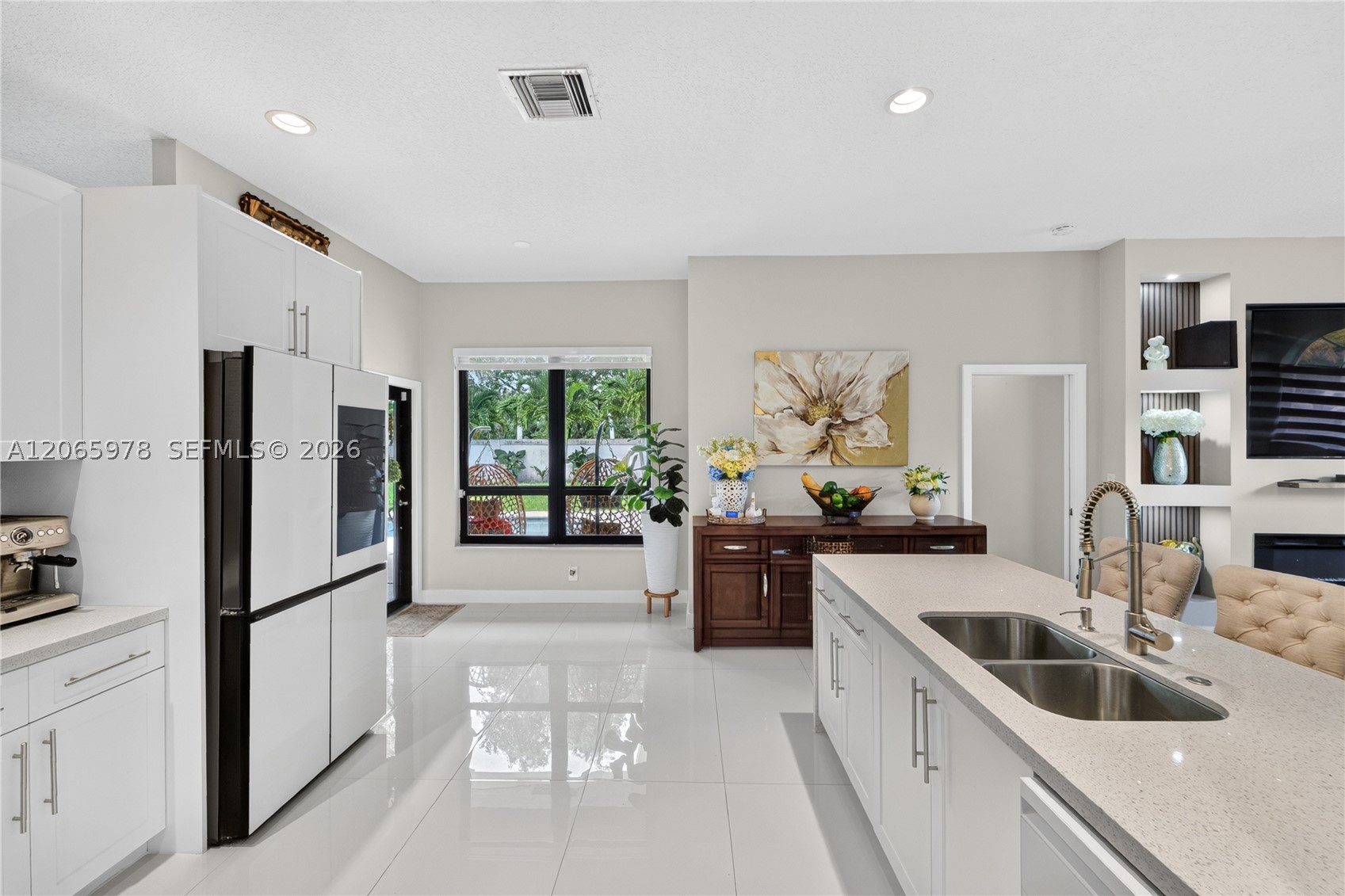 12617 NW 23rd St, Pembroke Pines FL 33028
