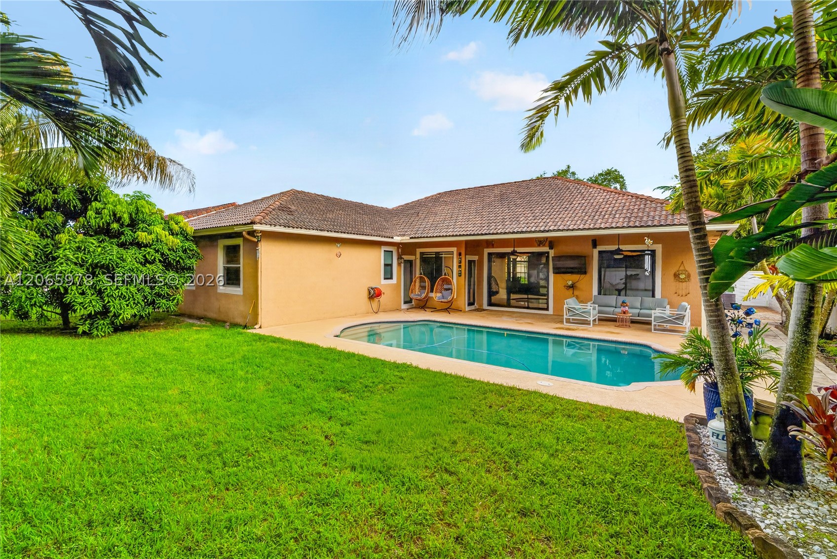12617 NW 23rd St, Pembroke Pines FL 33028