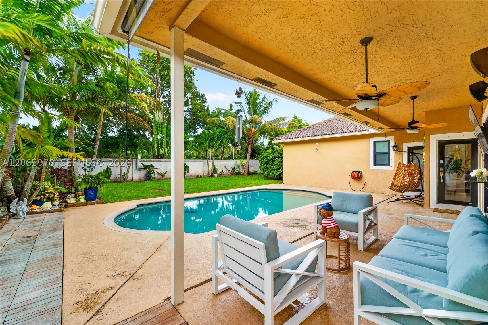12617 NW 23rd St, Pembroke Pines FL 33028